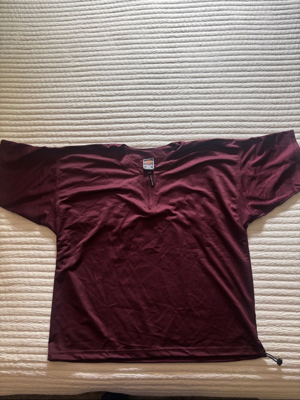 Easton Baseball trainer short sleeved 1/4 zip pullover.